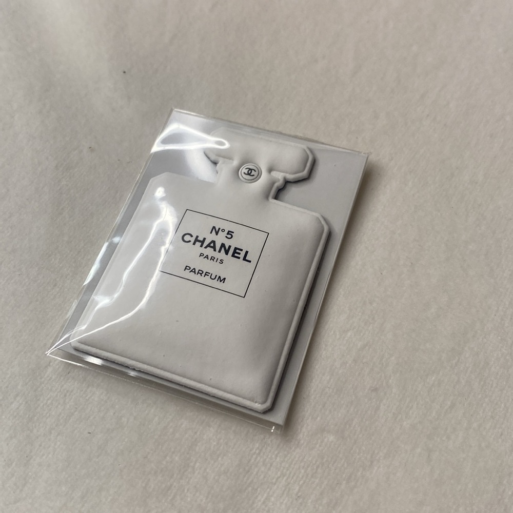 2021 Chanel Advent Calendar The 3D Sticker